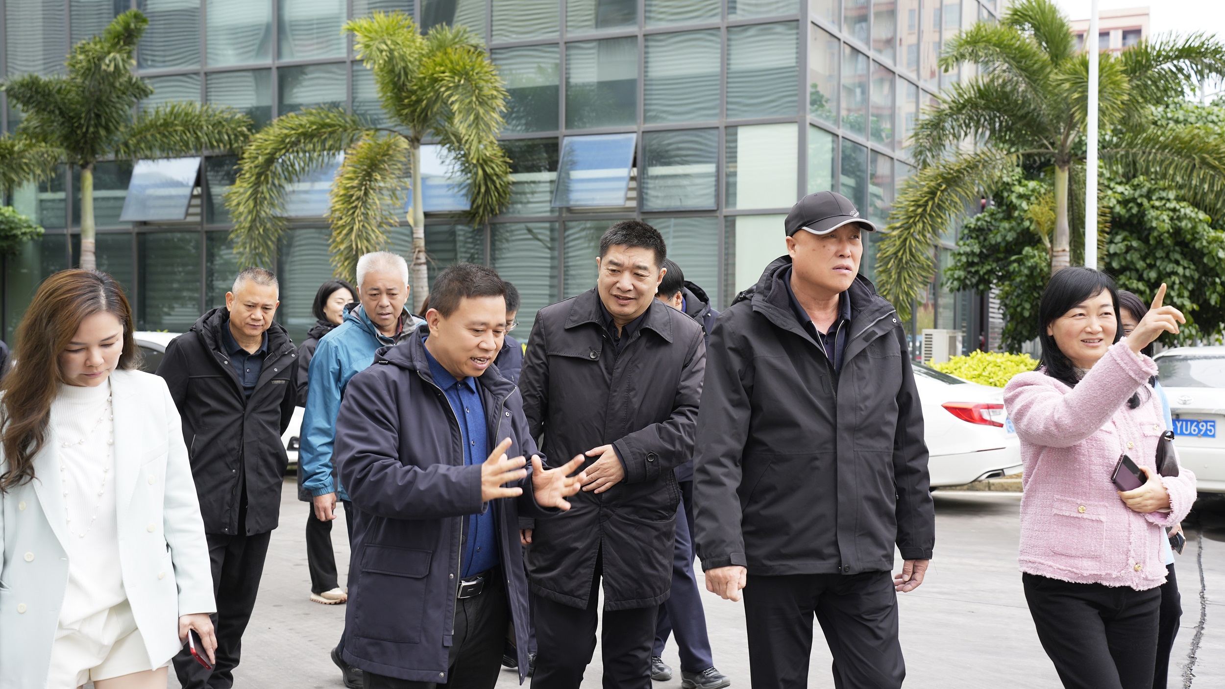 齊齊哈爾市政協、肇慶市政協領導一行蒞臨雷竞技在线官方入口考察調研
