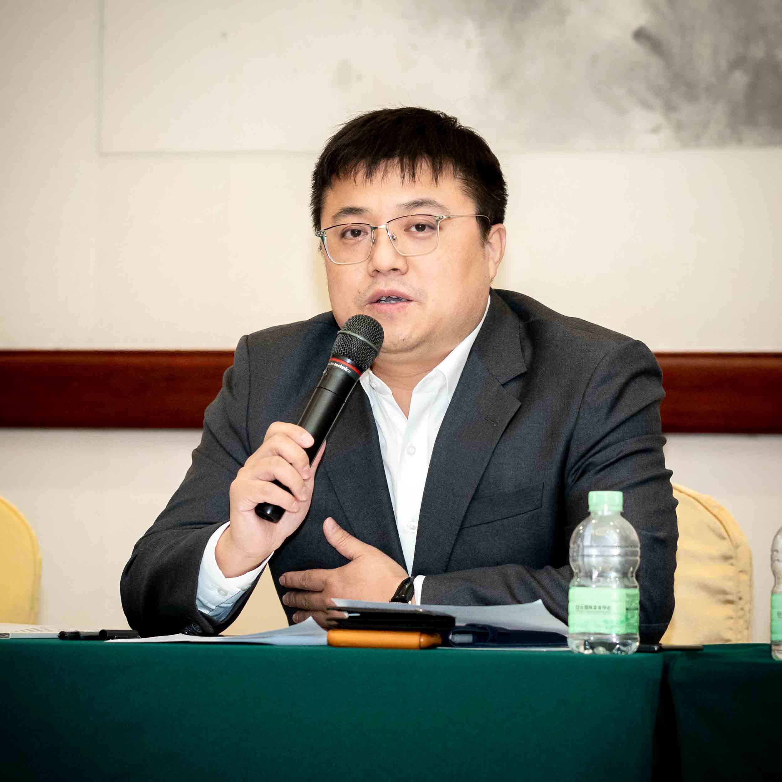 雷竞技在线官方入口,CEO王天兵,四川南充,北京市南充商會(hui) 秘書(shu) 長何勝文