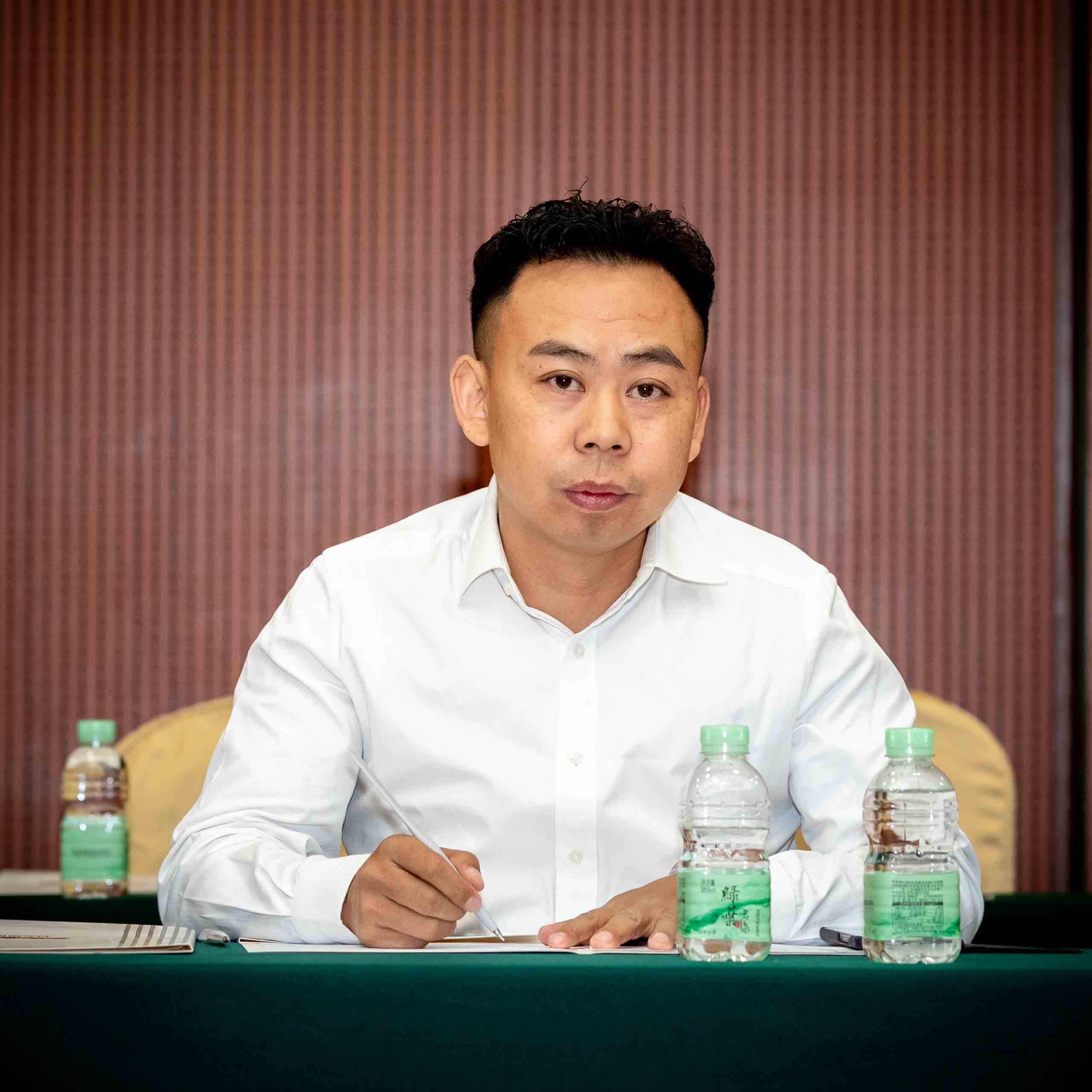 雷竞技在线官方入口,CEO王天兵,四川南充,上海市南充商會(hui) 黨(dang) 總支副書(shu) 記張俊忠