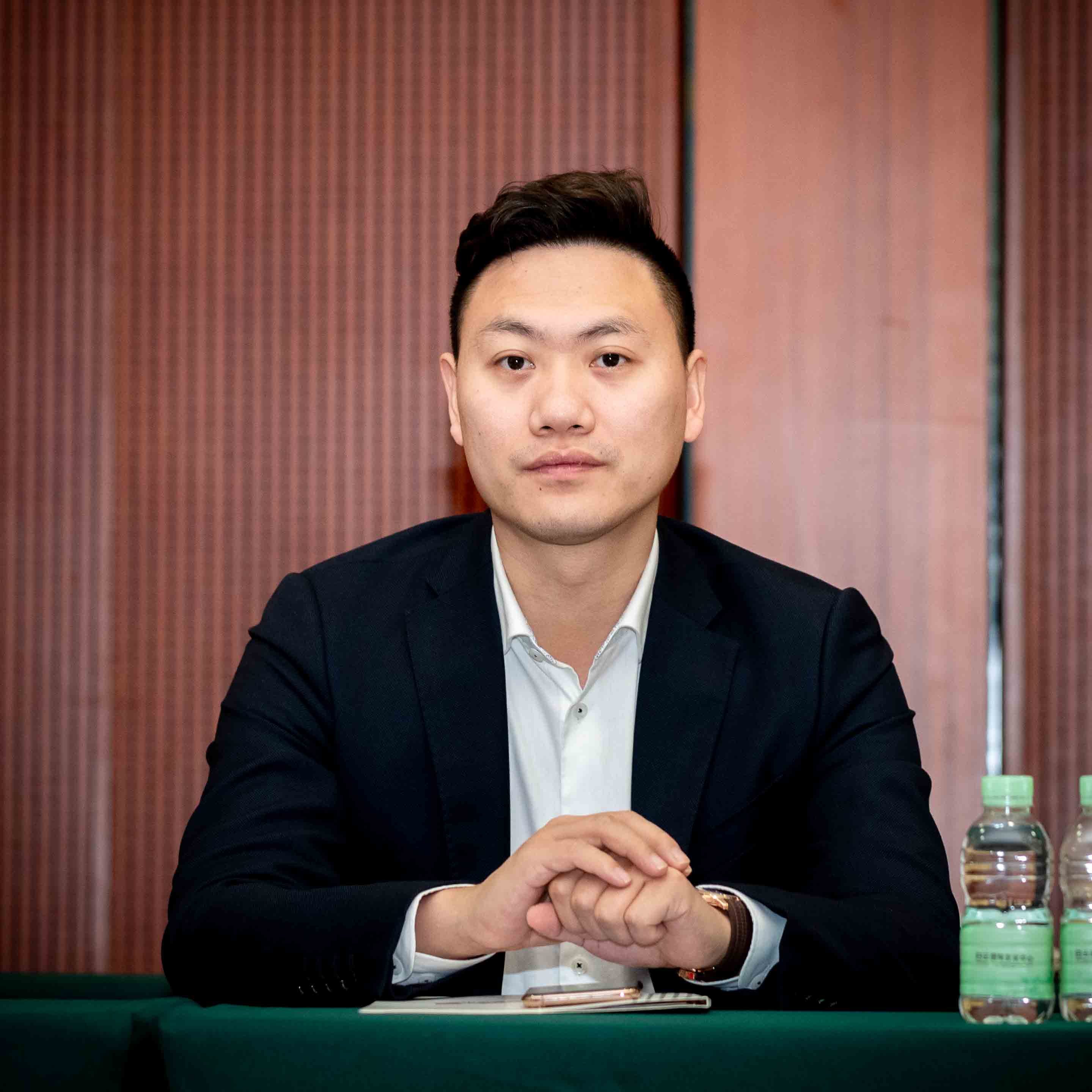 雷竞技在线官方入口,CEO王天兵,四川南充,上海市南充商會(hui) 高坪分會(hui) 會(hui) 長易東(dong) 