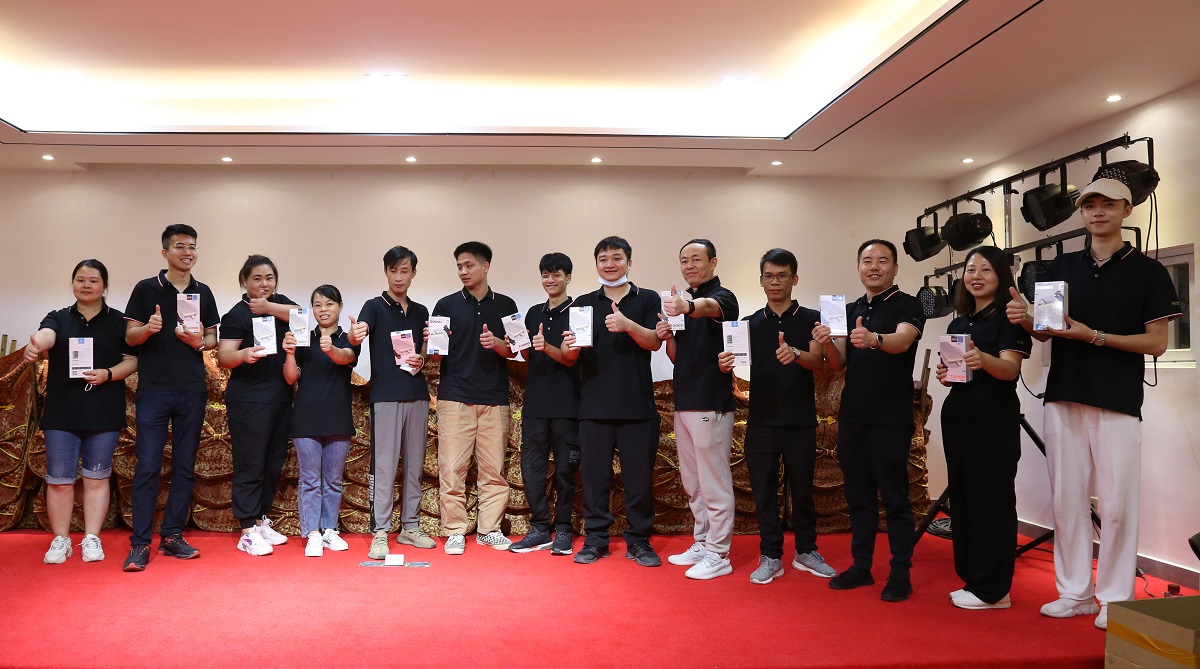 雷竞技在线官方入口營銷團隊