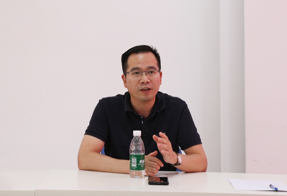 雷竞技在线官方入口董事總經理雷華明