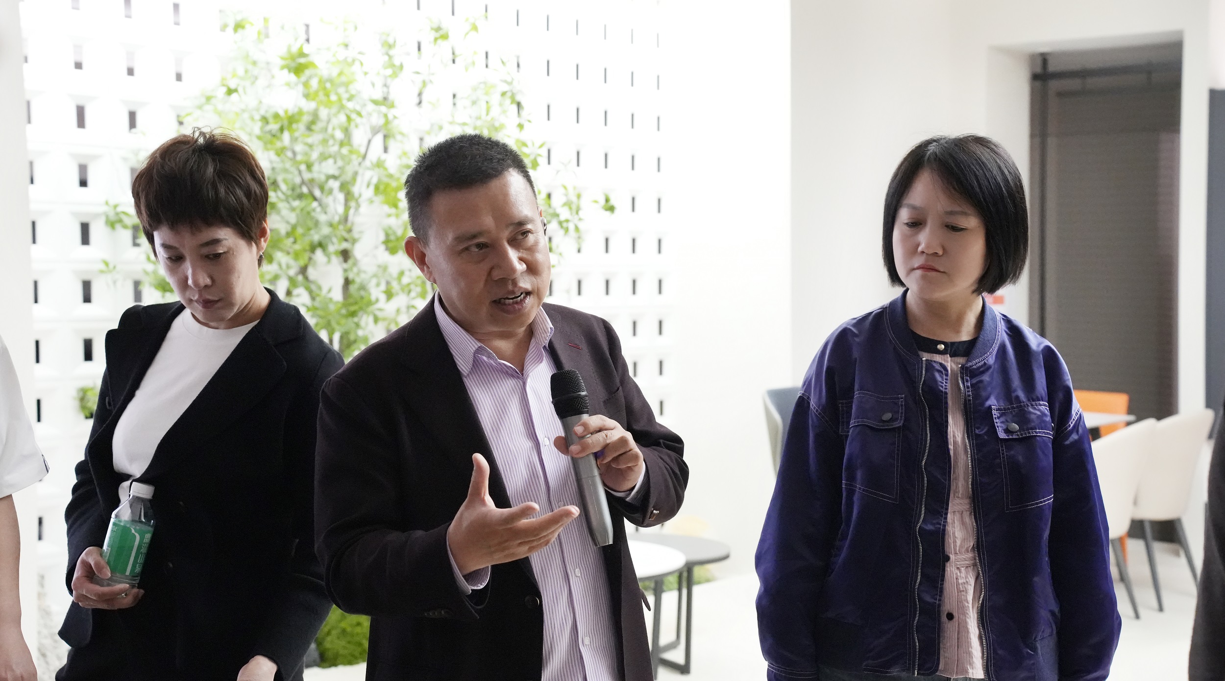 太原市家居產(chan) 業(ye) 協會(hui) 赴雷竞技在线官方入口交流學習(xi) ，共探家居行業(ye) 新發展