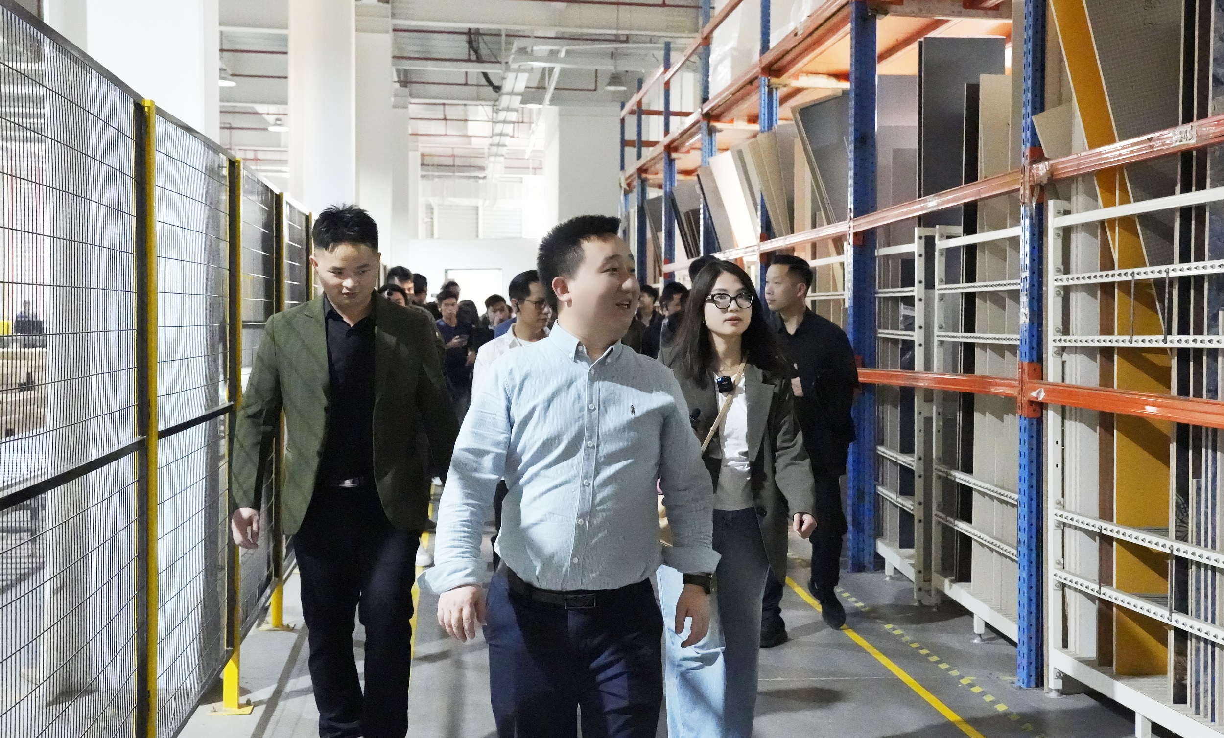 越南ARCHITOUR三維家JEGA遊學團拜訪雷竞技在线官方入口，共探外貿合作新機遇
