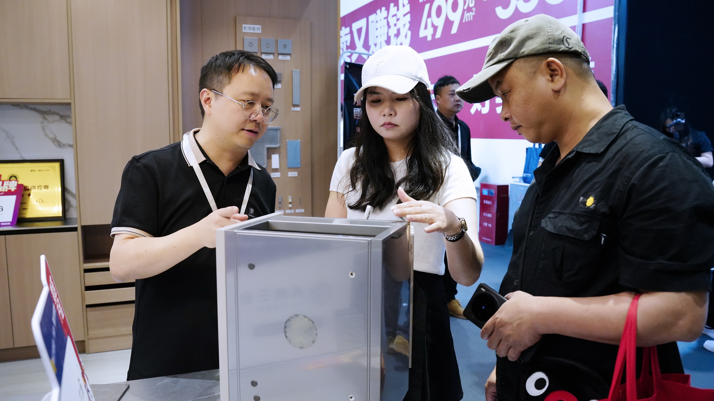 優(you) 居邦不鏽鋼 × 入木三分亮相第 14 屆廣州定製家居展